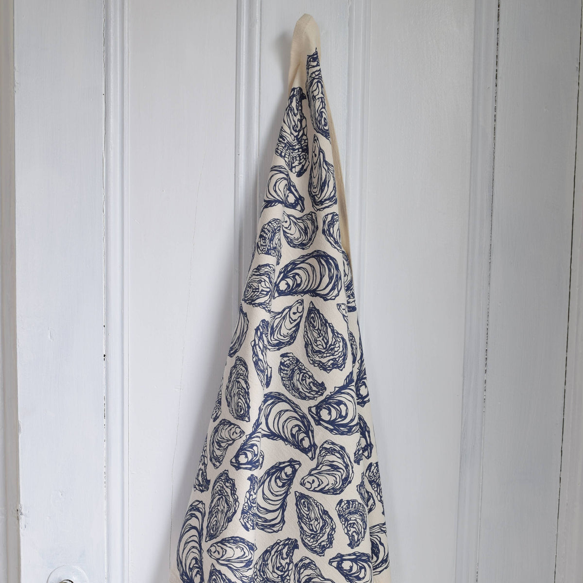 Oyster Tea Towel - Navy