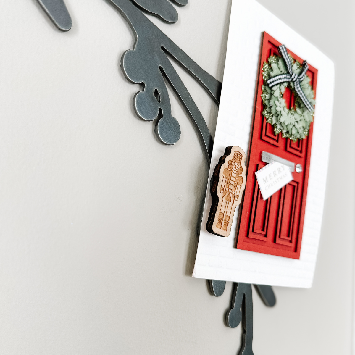 Christmas Wreath Magnetic Christmas Card Sign: 22