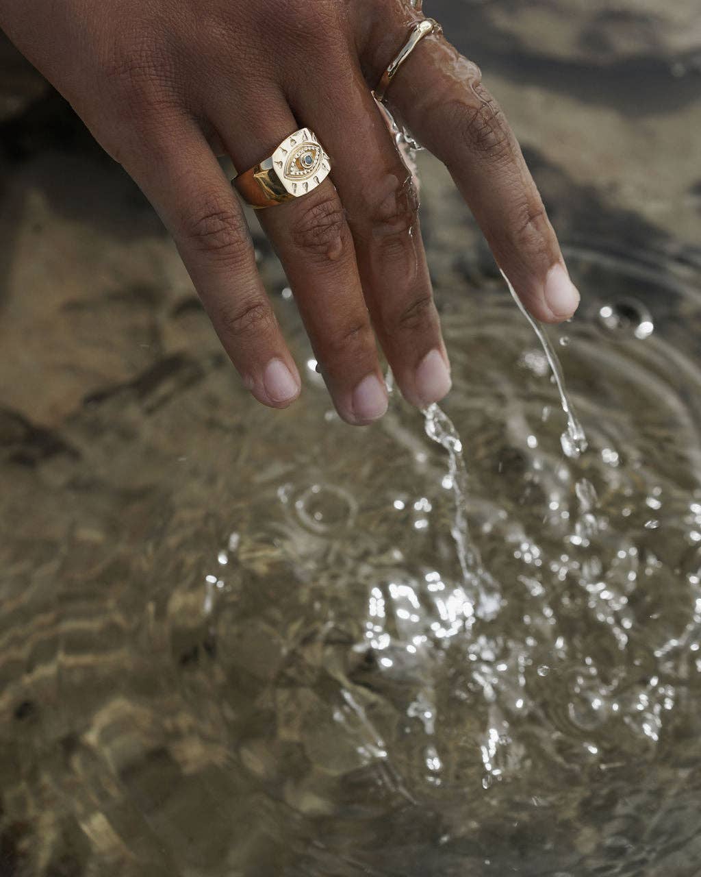 Lone Eye Signet Ring with Turquoise