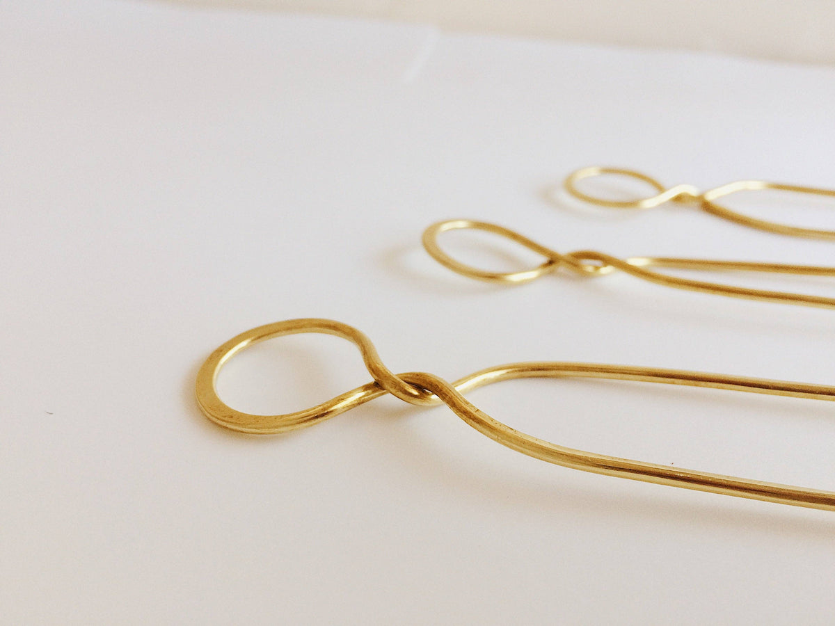 TWIST Bun Pin: Brass / Large