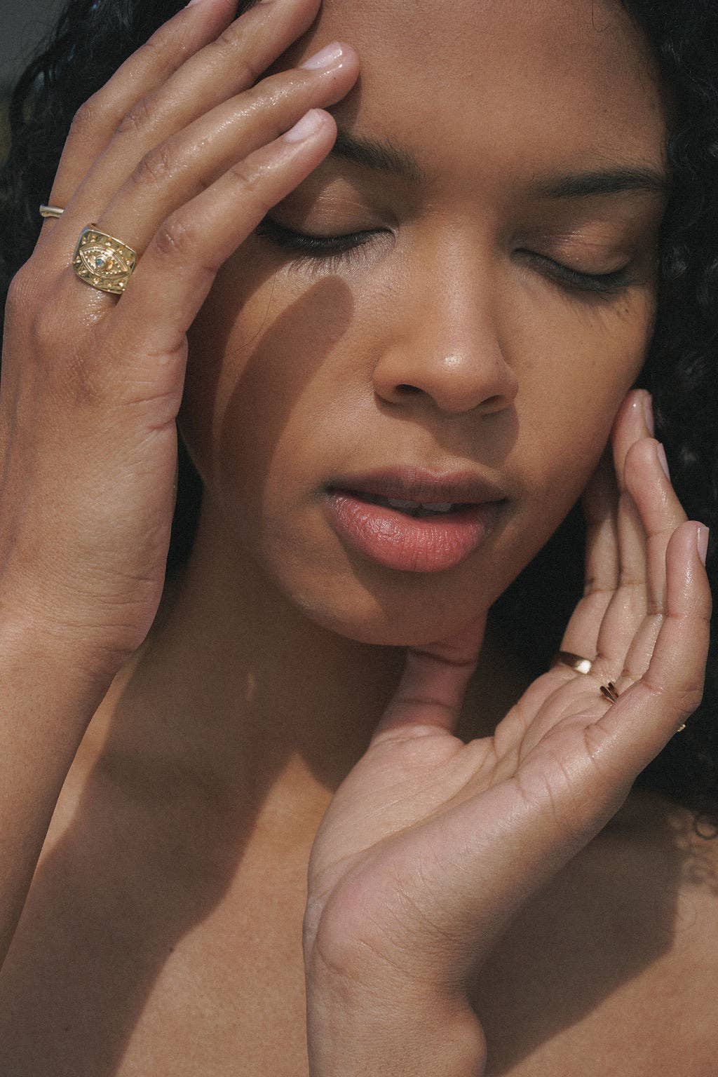 Lone Eye Signet Ring with Turquoise