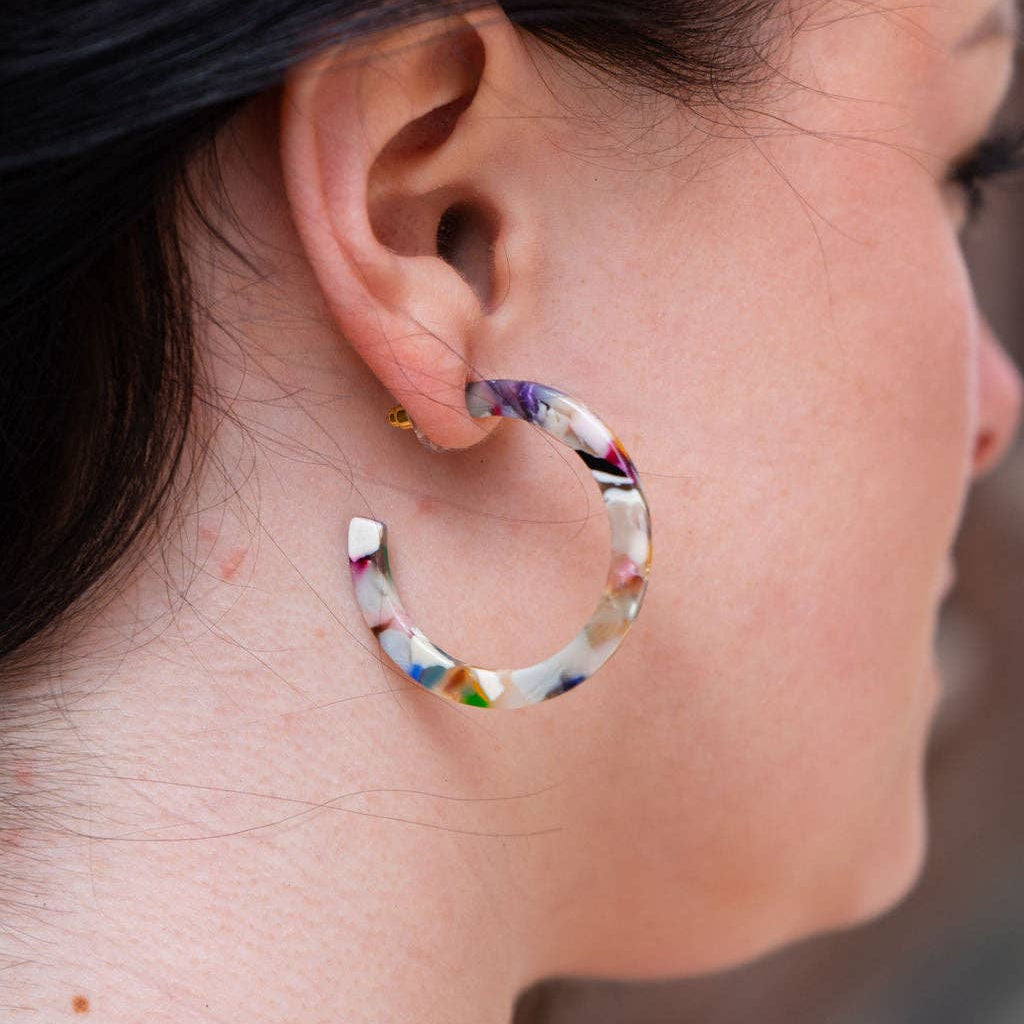 Camy Hoops in Multicolor