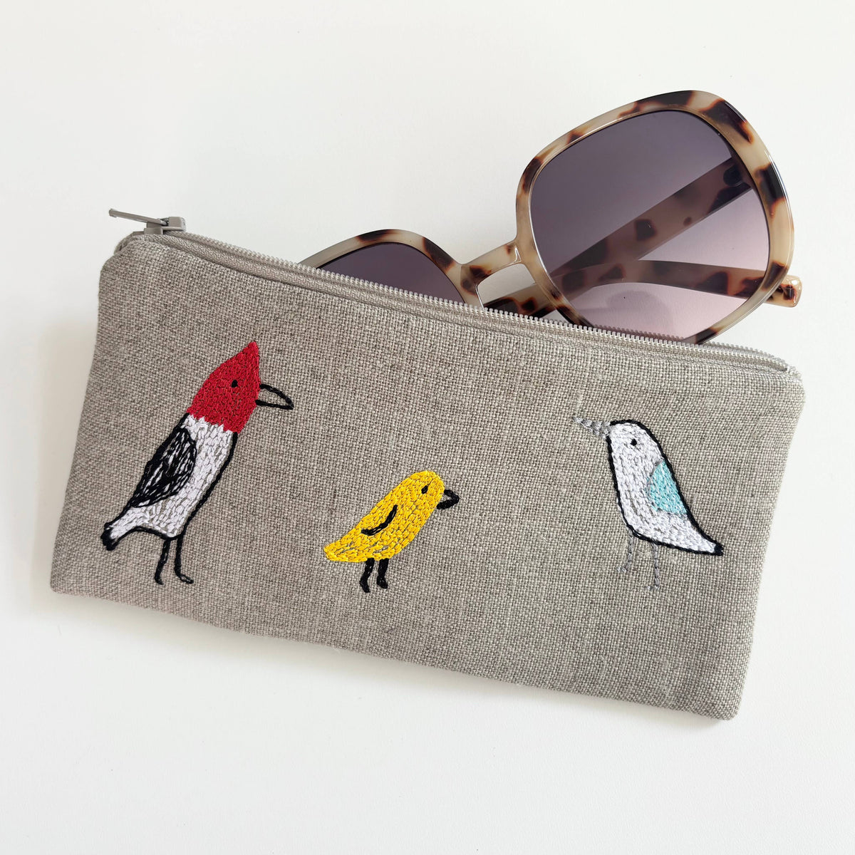 Backyard Birds Pouch