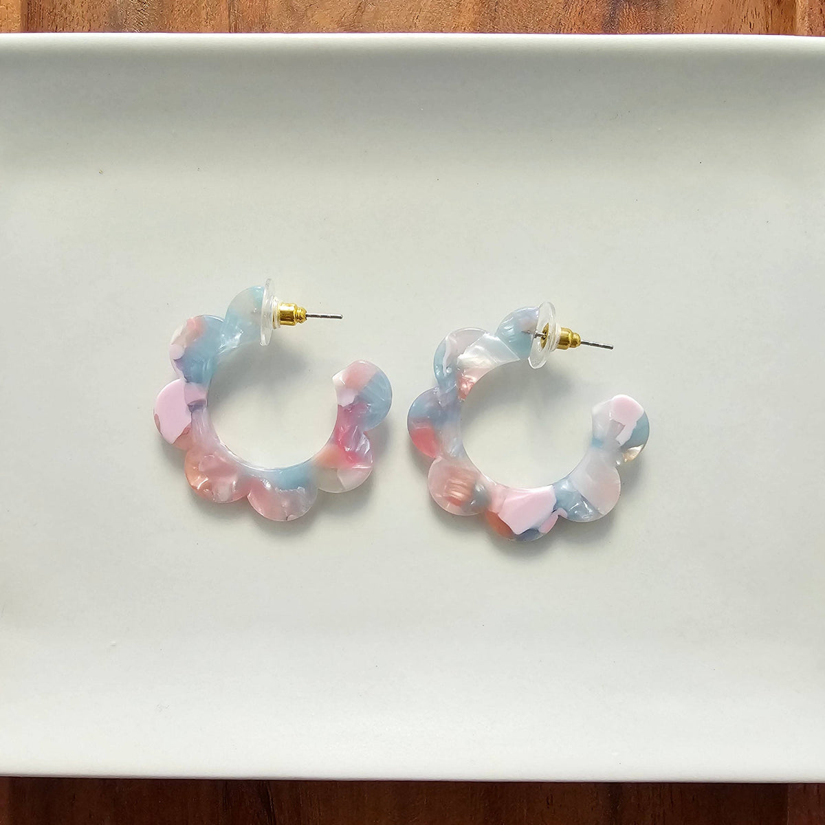 Flora Hoops in Secret Garden