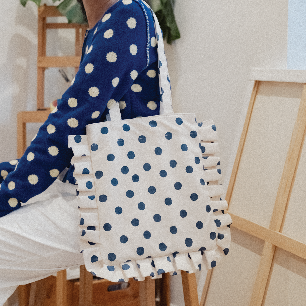 Momo Tote - Indigo Dot