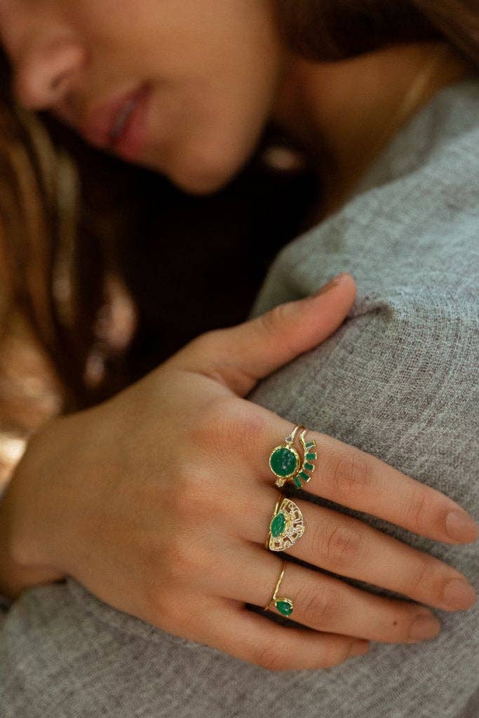 Hidden Star Ring with Green Onyx and Moonstone