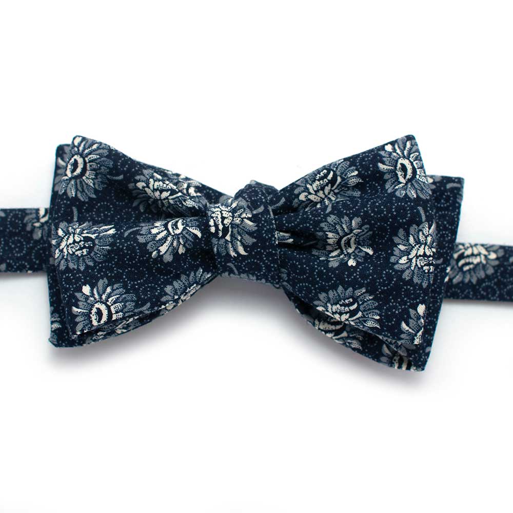 Vintage Cactus Flower Bow Tie