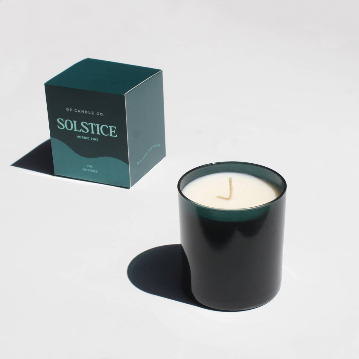 Solstice Hue Candle (Nordic Pine) (9 oz)