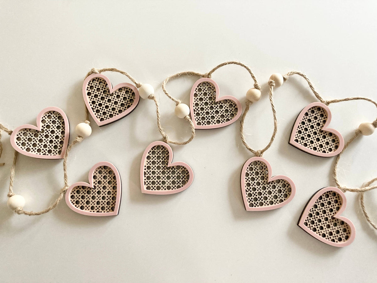 Rattan Heart Garland - Nude