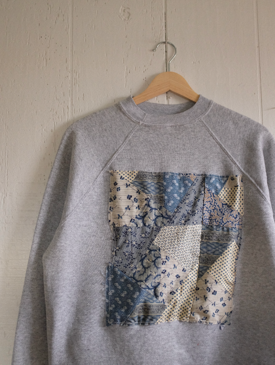 Quilt Patch Pullover - Grey M