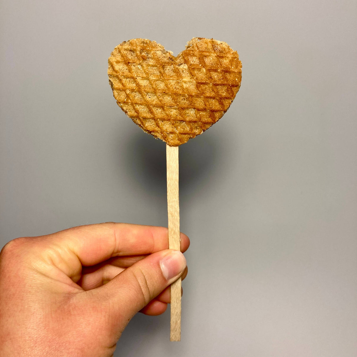 Mini Stroopwafel Lollipops: White Chocolate Sprinkle