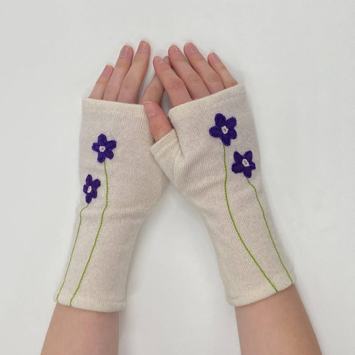 Olive Wildflower Fingerless Cashmere Gloves