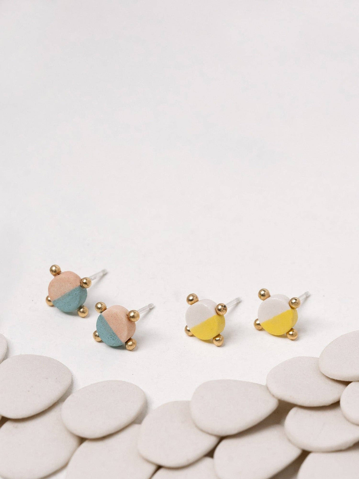 Studded Bob Studs