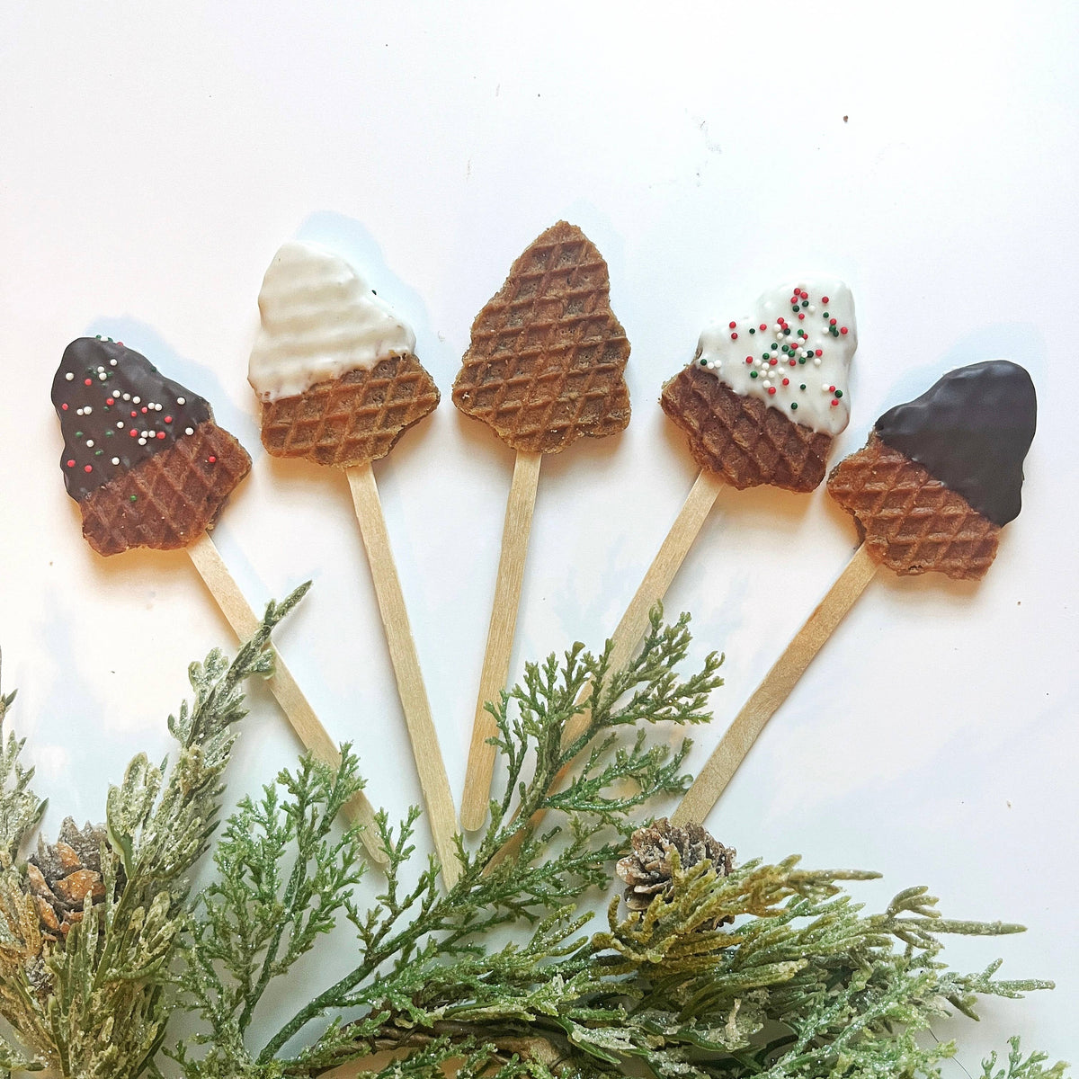 Mini Stroopwafel Lollipops: Chocolate Sprinkle