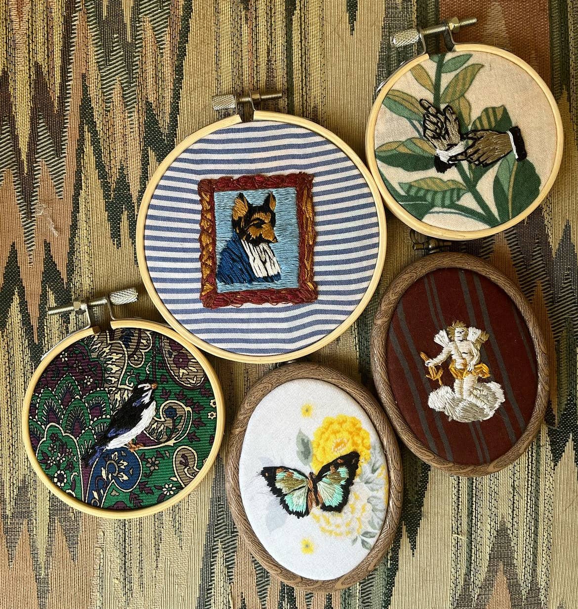 Mini Embroidery Hoops: Plants & Floral