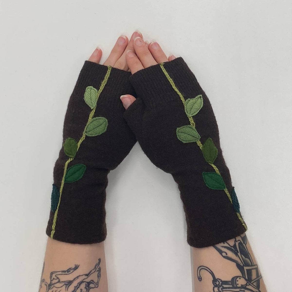 Pink Leaves Fingerless Cashmere Gloves