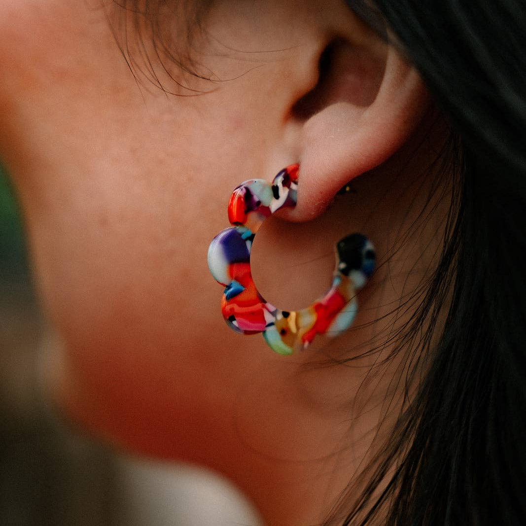 Flora Hoops in Fiesta
