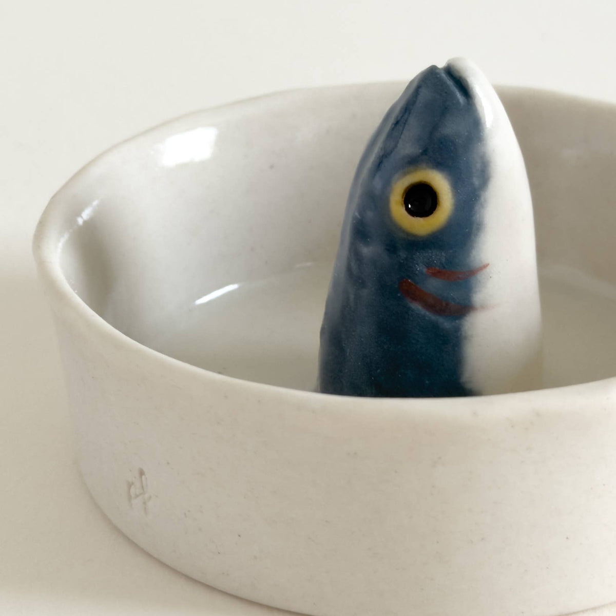 Hand-Painted Porcelain Sardine Bowl - Head
