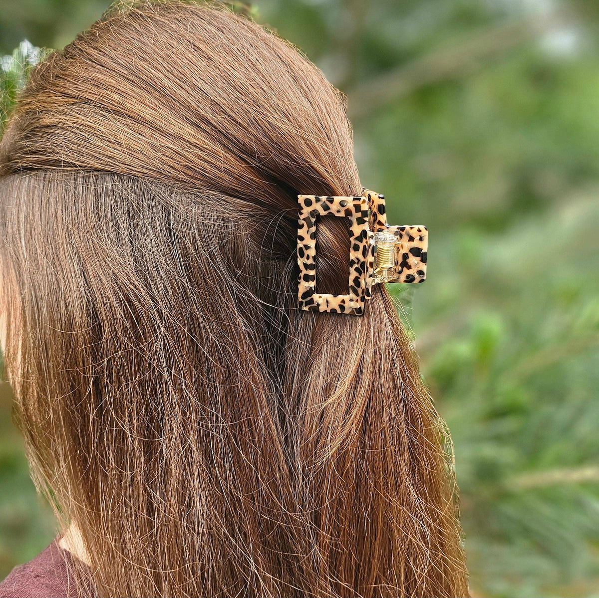 Carly Hair Claw in Cheetah