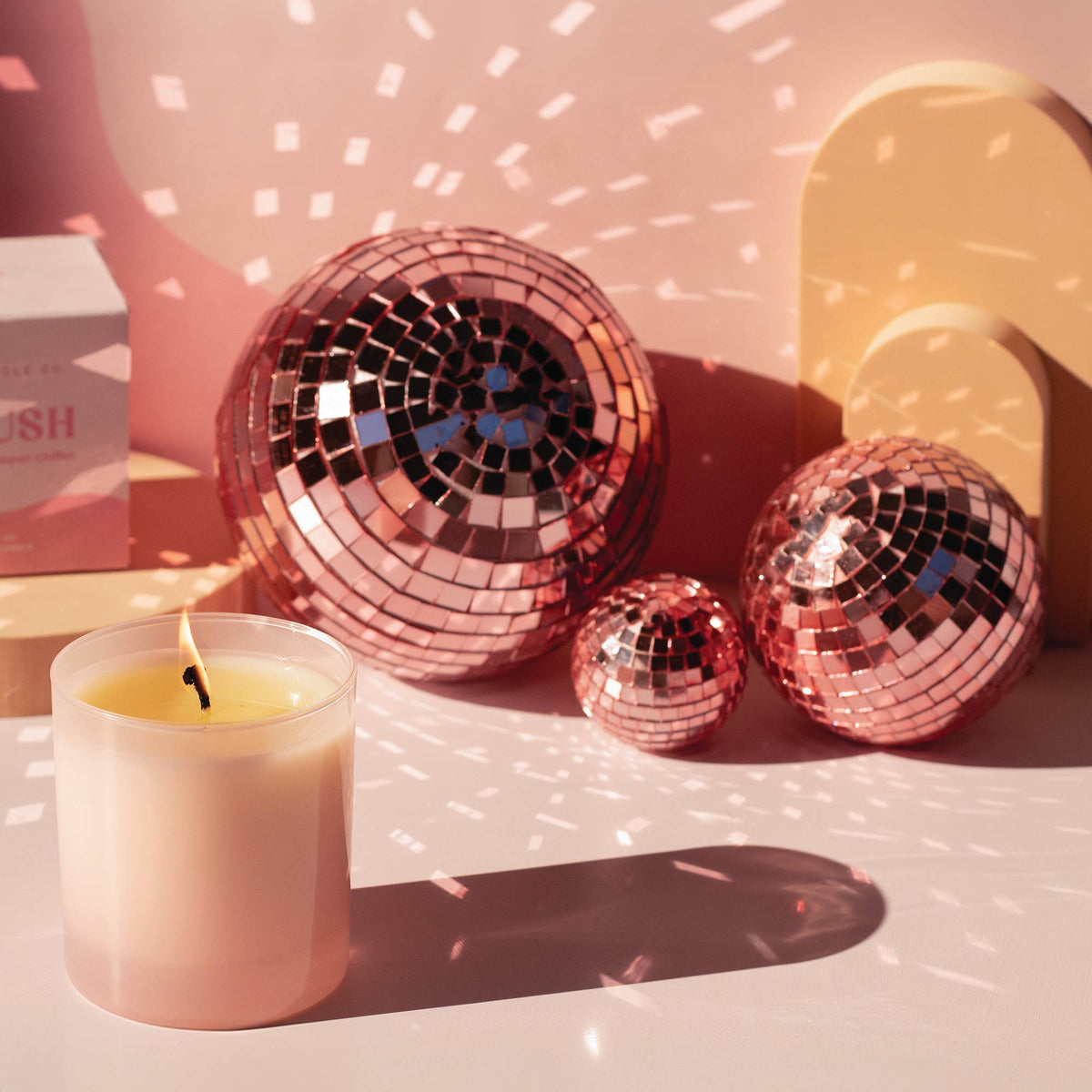 Blush Hue Candle (9 oz.)